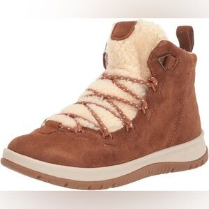 NWOT - Ugg Lakesider Heritage Mid Boot - size 9